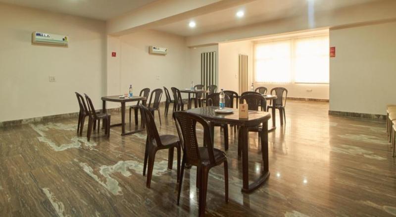 Fabhotel Sky Land Дели Экстерьер фото